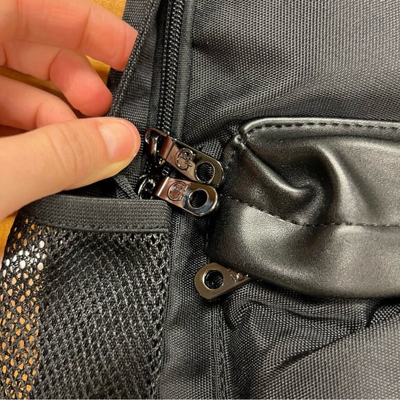 NWT Robert Graham Always Behind You Black Backpack - Picture 5 of 11